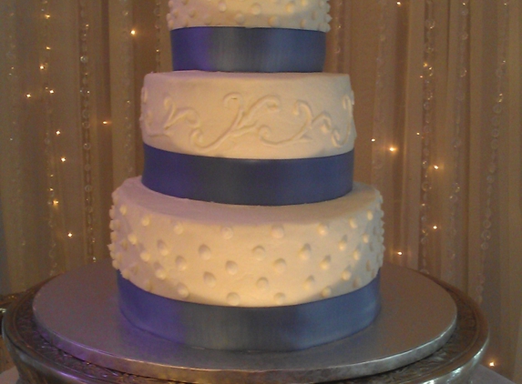 Delicious Designs Cakes & More - Mesquite, TX