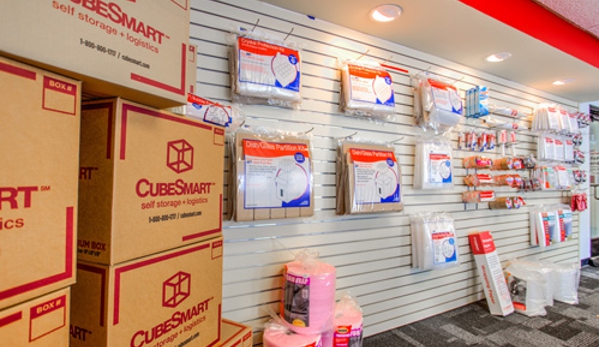 CubeSmart Self Storage - Chicago, IL