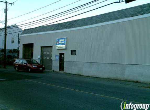 Gloucester Auto Body & Sales Inc - Gloucester, MA