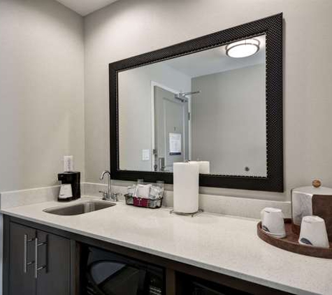 Hampton Inn Kenedy - Kenedy, TX