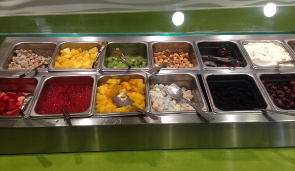 Menchie's Frozen Yogurt - Alhambra, CA