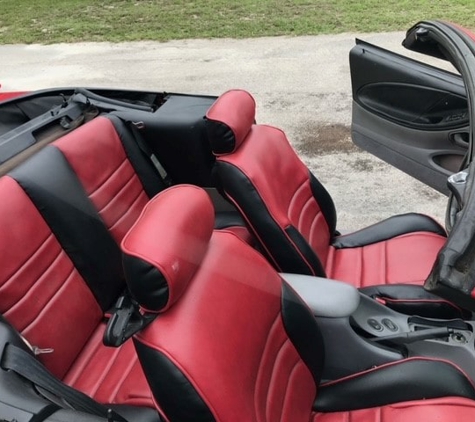 Auto Upholstery in Longwood Convertible Man - Longwood, FL