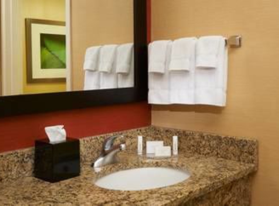 Courtyard by Marriott - Utica, MI