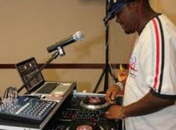 DJ HustleHard Mobile DJ Service - Laurel, MD