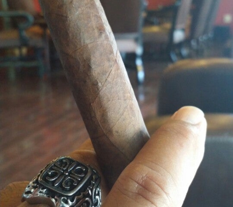 Don Lupe Cigar Lounge - Long Beach, CA