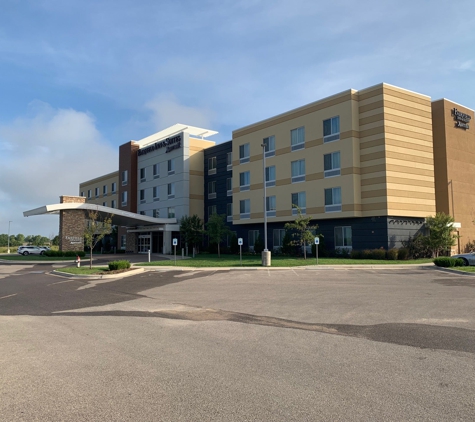 Fairfield Inn & Suites - Wichita, KS