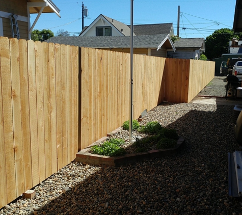 Joshy's Fencing & Contracting LLC - Yakima, WA