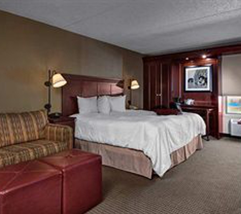 Hampton Inn - West Des Moines, IA