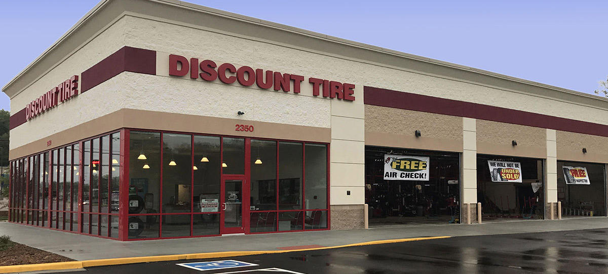 Discount Tire 2350 Hamilton Blvd, Sioux City, IA 51104 - YP.com