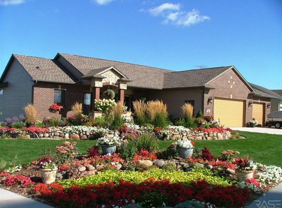 luislandscaping - sioux falls, SD