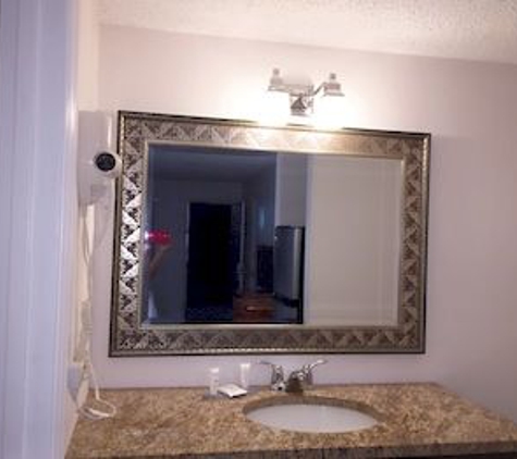 Lantern Inn & Suites - Sarasota, FL