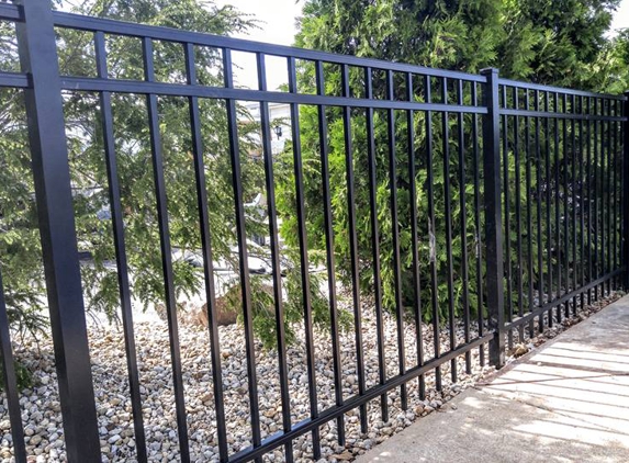 Ellis Fence Co Inc - Wilmington, OH