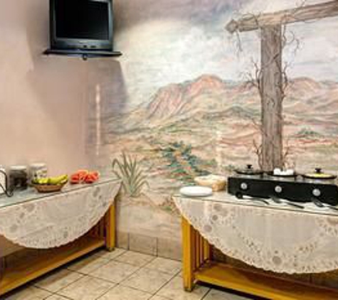 Microtel Inn & Suites by Wyndham Albuquerque West - Albuquerque, NM