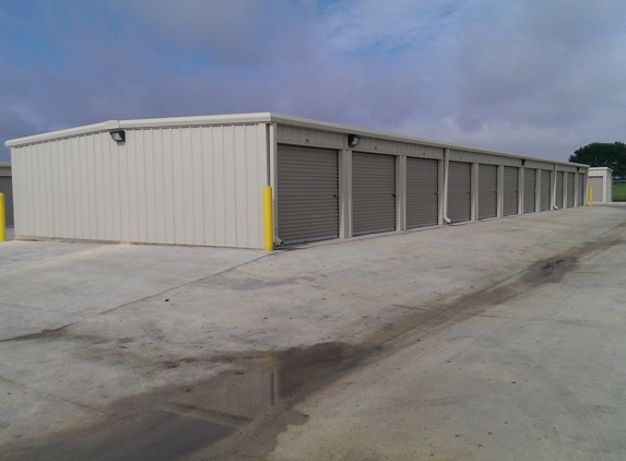 1387 Self Storage - Waxahachie, TX