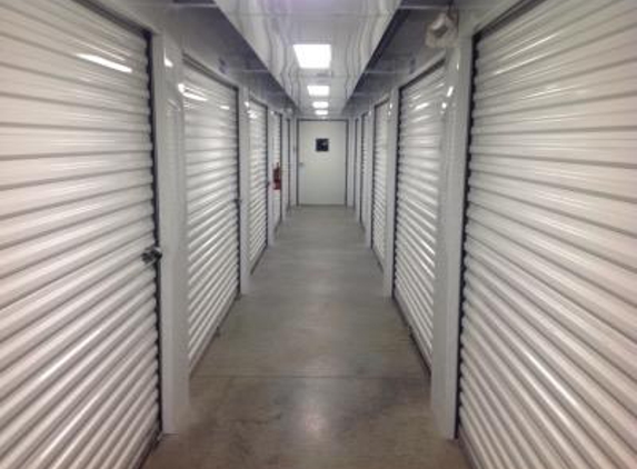 Life Storage - Montgomery, AL