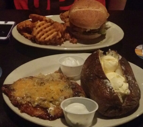 Montgomery's Steak House - Spiceland, IN