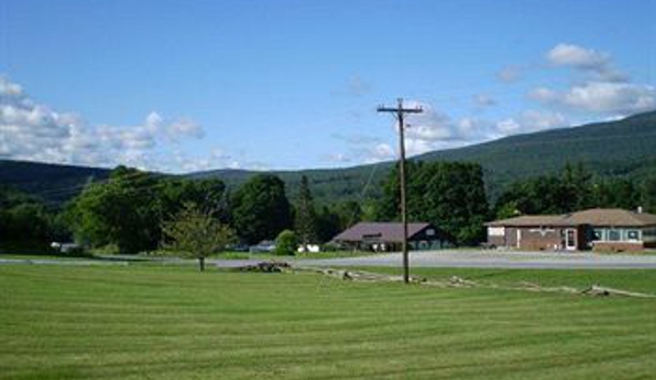 Ladd Brook Inn - Pownal, VT