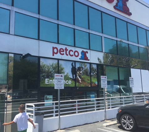 Petco - Los Angeles, CA