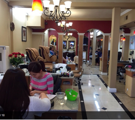 Capital Nails Salon - Sacramento, CA