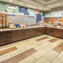 Holiday Inn Express & Suites Lake Zurich-Barrington by IHG - Hotels