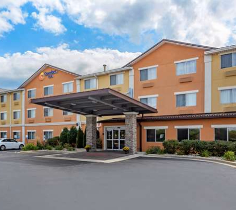 Comfort Inn Gurnee near Six Flags - Gurnee, IL