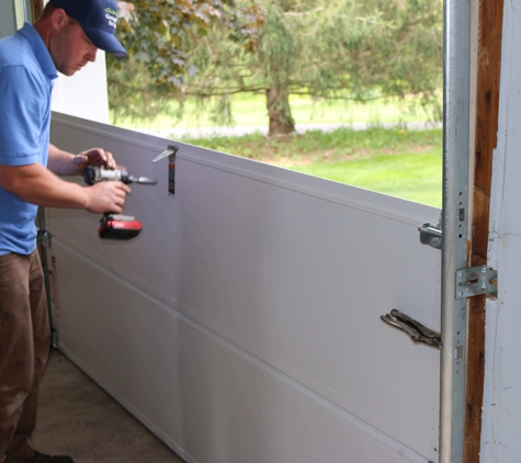 Lion Garage Door, inc. Repair & Installation - Clayton, NC