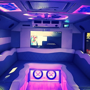 Vip Nightlife Party Bus Services - Columbus, OH