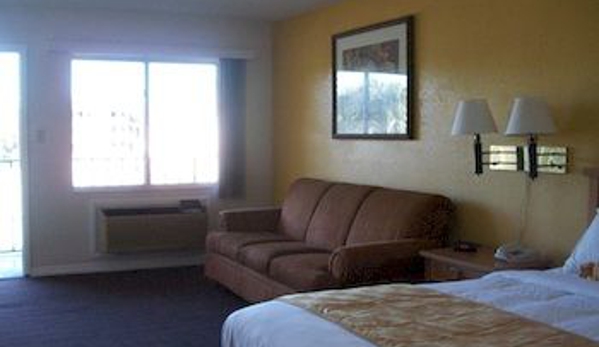 Amber Inn & Suites - Kissimmee, FL