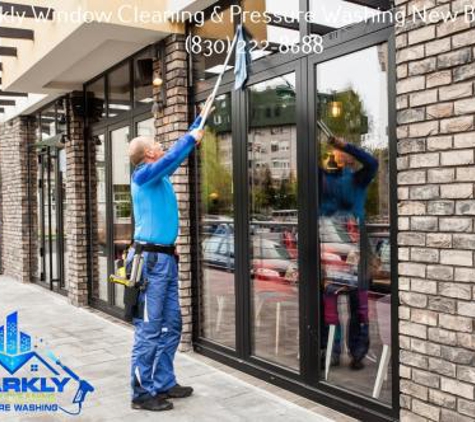 Sparkly Window Cleaning & Pressure Washing New Braunfels - New Braunfels, TX