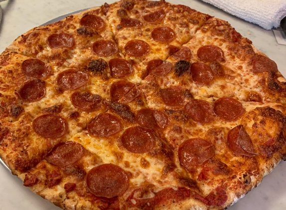 Siracusa's New York Pizzeria - Smyrna, GA