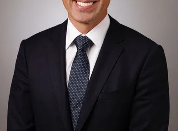 Queensland Neurosurgery & Spine Surgery - Greenslopes, QLD. Dr Paul Nichols MBBS FRACS