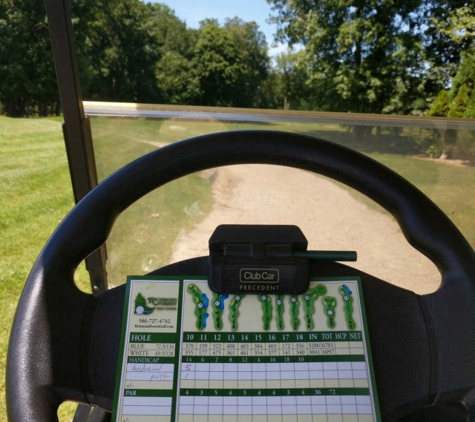 Richmond Forest Golf Club - Lenox, MI