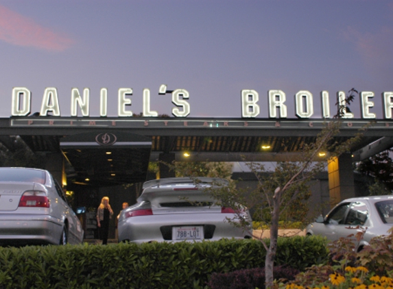 Daniel's Broiler - Seattle, WA