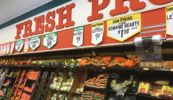 WinCo Foods - Las Vegas, NV. Loads of fresh produce.