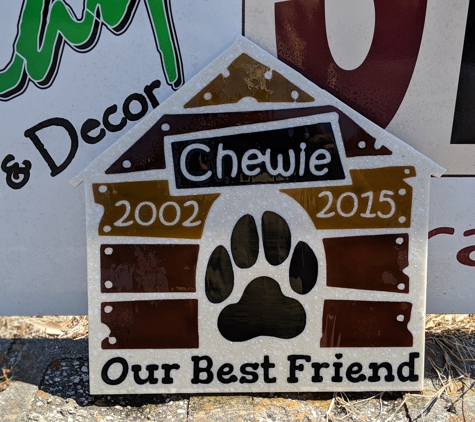 Decoplaqs Style & Decor LLC - New Port Richey, FL. Pet Memorial Gargen Plaques