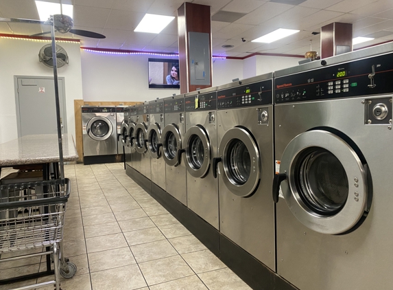 Pals Laundromat - Mountain View, CA