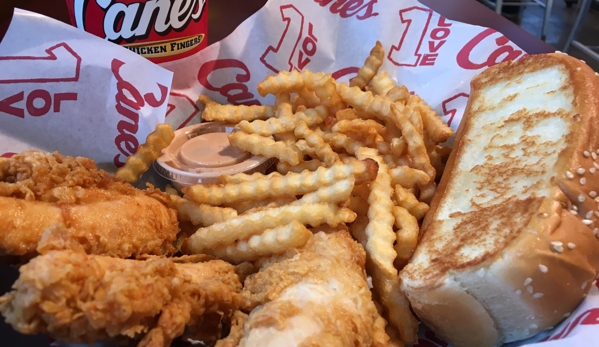 Raising Cane's Chicken Fingers - Shoreview, MN