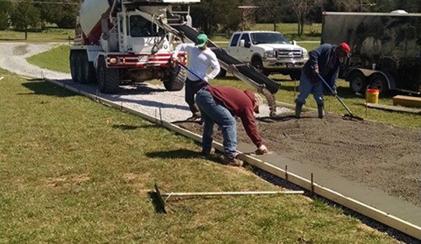 Dan Creech Concrete & Construction - Paris, IL