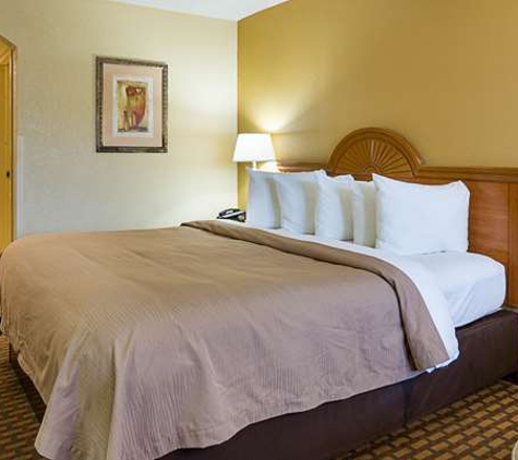 Quality Inn near Casinos and Convention Center - Bossier City, LA