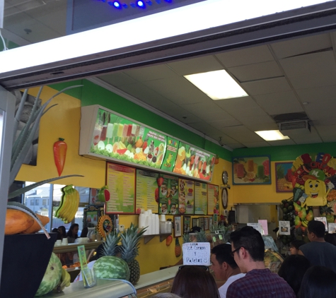 Mateo's Ice Cream & Fruit Bars - Los Angeles, CA. Inside of store.