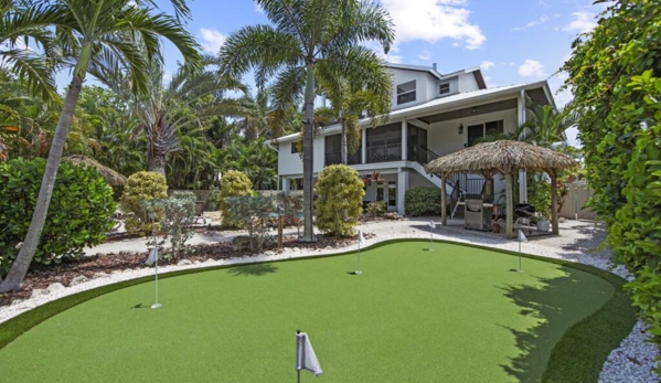 AMERICAN ARTIFICIAL GRASS INC - Miami, FL