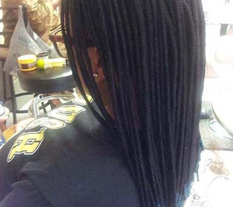 Sofia's African Hair Braids Salon - Cleveland, OH
