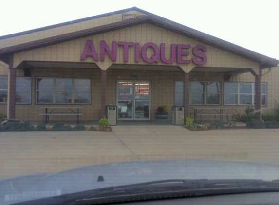 Antique Treasures - Farmington, MO