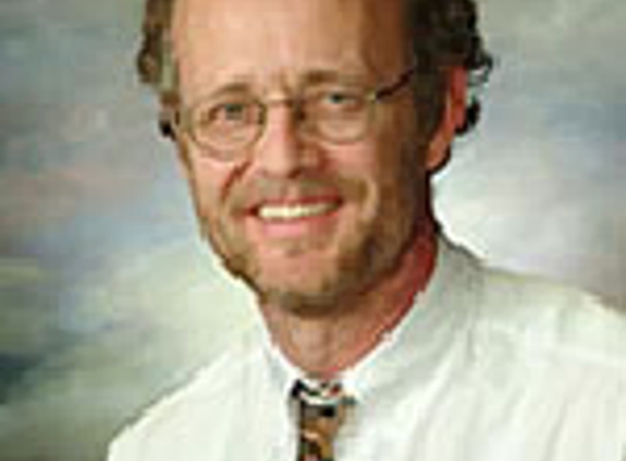 Dr. Charles R Shuman III, MD - Saint Joseph, MO