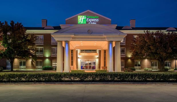 Holiday Inn Express & Suites Dallas-North Tollway (N Plano) - Plano, TX