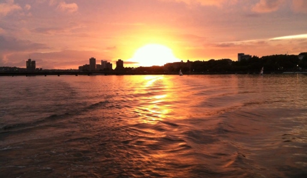 Charles Riverboat Company - Cambridge, MA