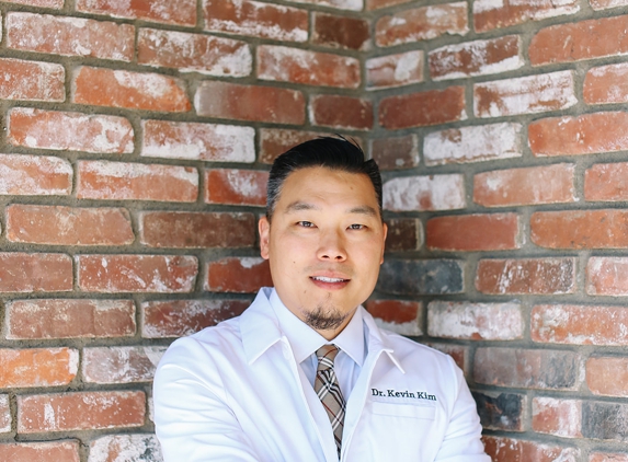 Hidden Valley Dental Group - Norco, CA. Dr. Kevin Kim, Norco CA