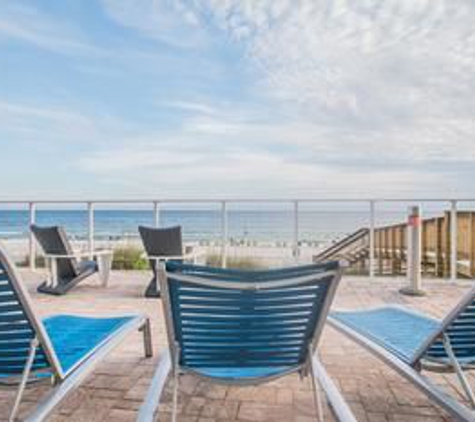 Hampton Inn & Suites Panama City Beach - Beachfront - Panama City Beach, FL