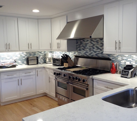 White Shaker Cabinets Now - Pompano Beach, FL