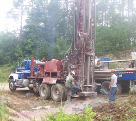 Runk's Diggin'-Haulin'-Well Drillin' & Pump Svc - James Creek, PA